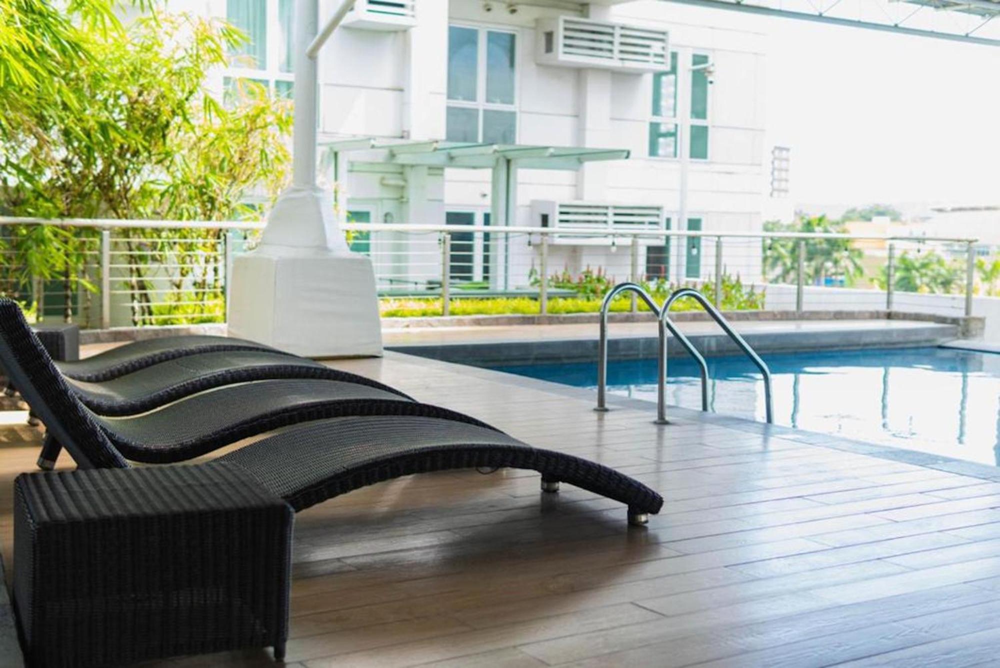 Abreeza Studio Suite 2321 - Pool, Wifi, City View, Washer, Ac, Netflix, Mall Davao City Eksteriør bilde
